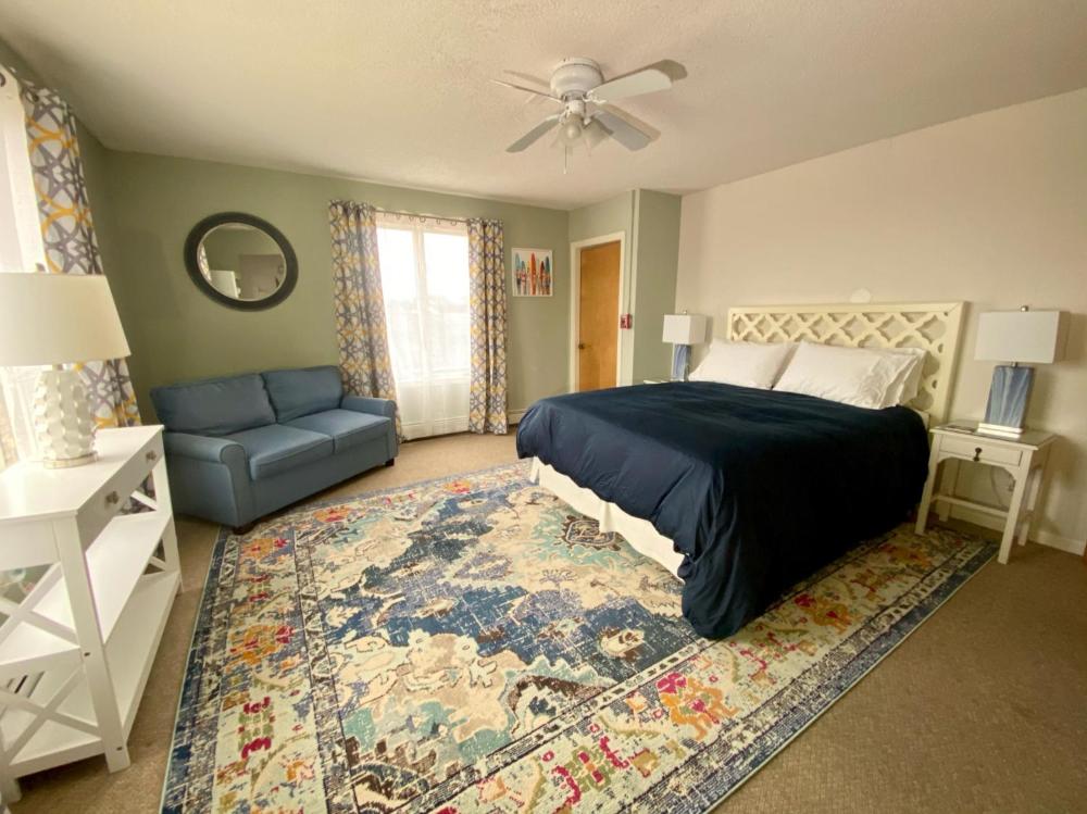 Double Room with Private Bathroom interior